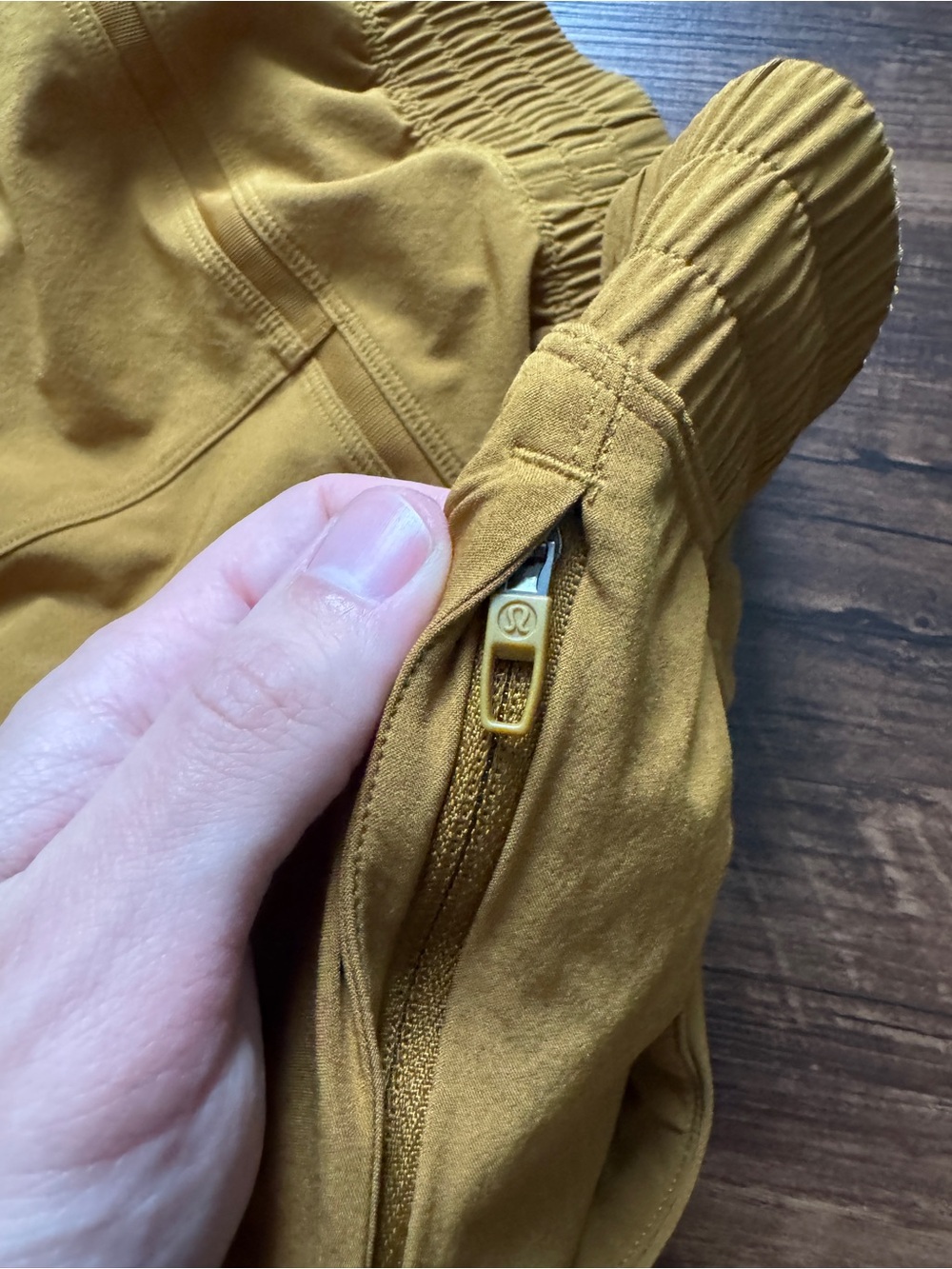 SOLD lululemon athletica Pace Breaker Linerless Athletic Short 7” in Melrose Tan - Picture 5 of 7